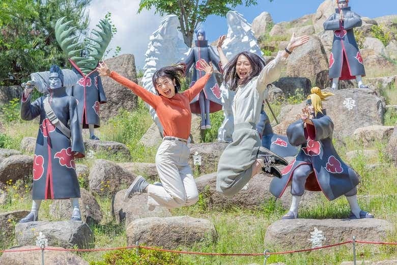 Day Trip to Nijigen No Mori Theme Park